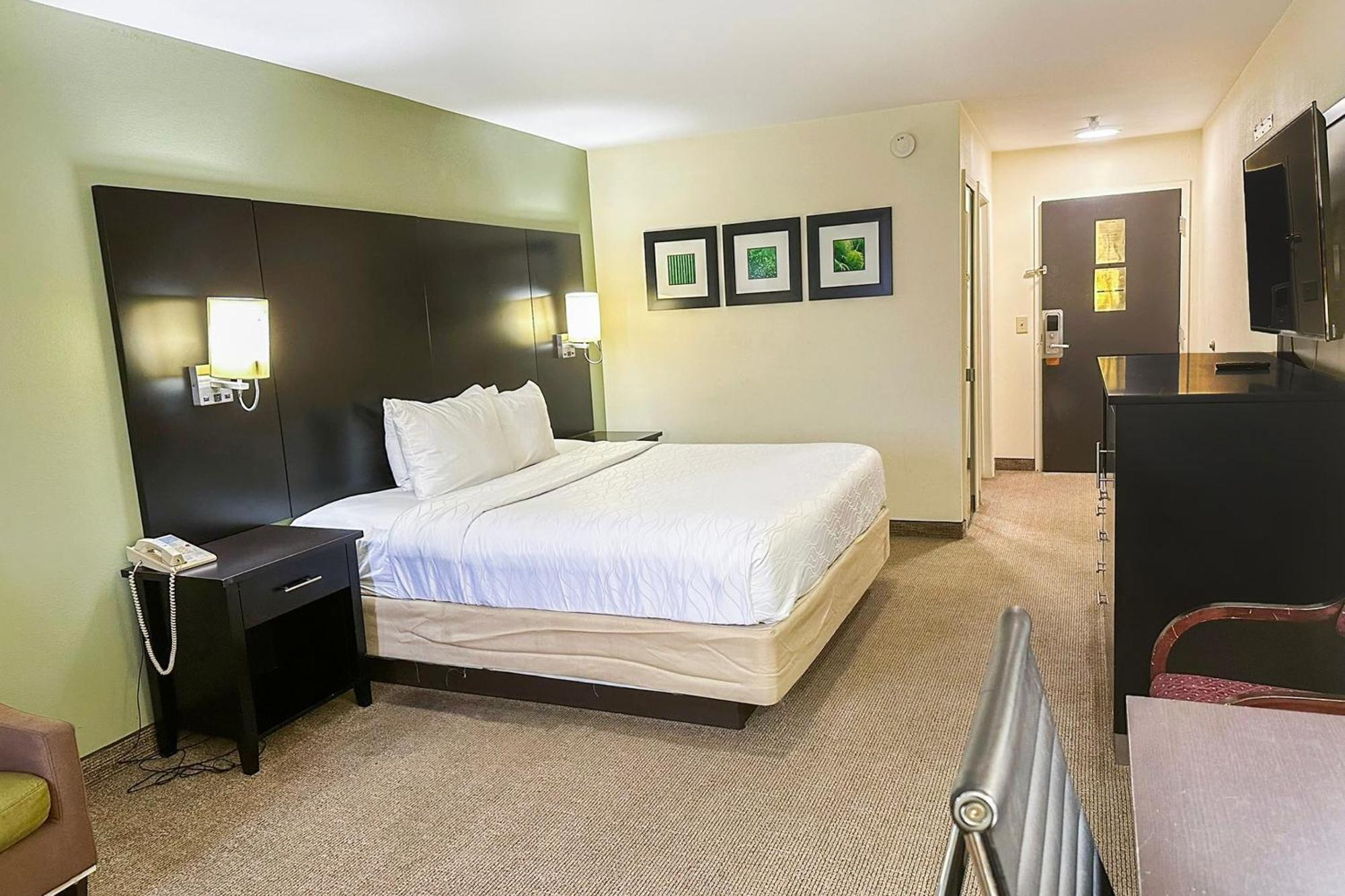 Oyo West Ga 3*