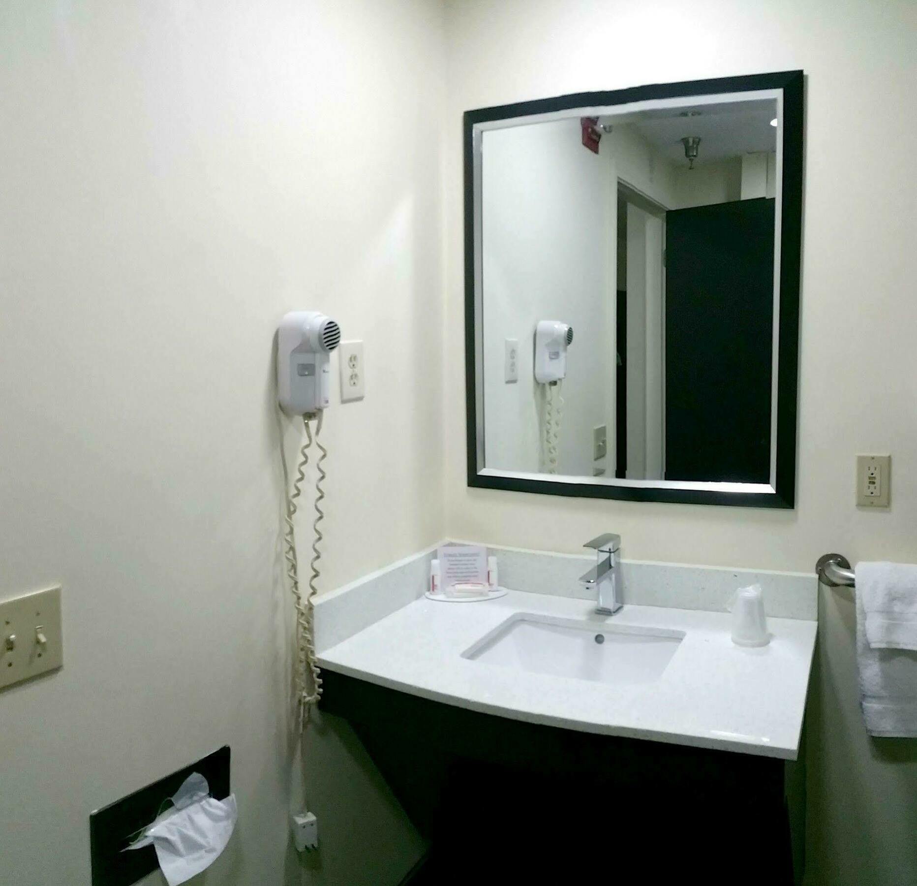 Hotel Oyo West Ga 3*